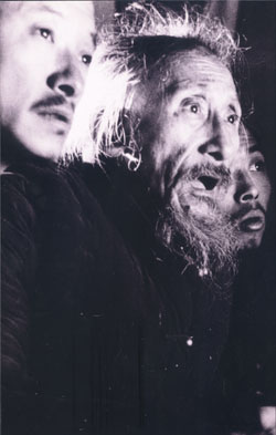 Offoffoff Film Review Devils On The Doorstep 鬼子來了 Chinese